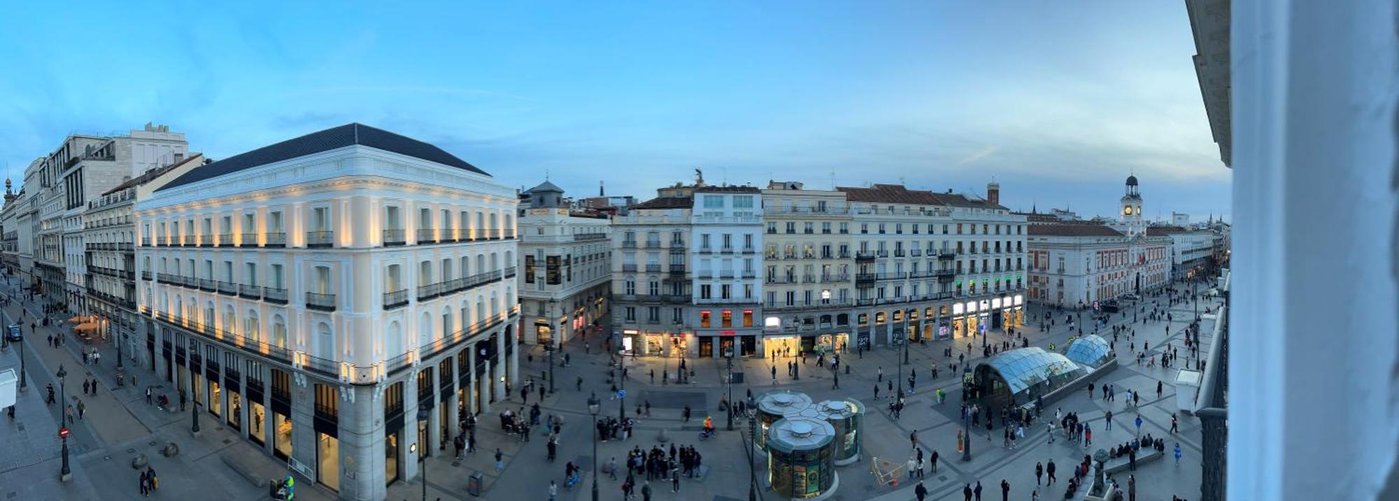 Fortinn Puerta Del Sol Madrid Exterior photo
